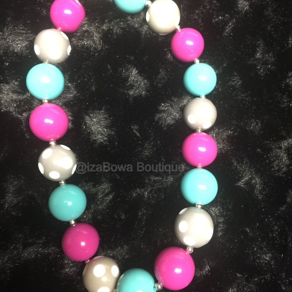 Grey Polka Dot, Aqua & Fuschia Chunky Bead Necklace NK1057 Handmade NWT Boutiqu - Picture 1 of 1